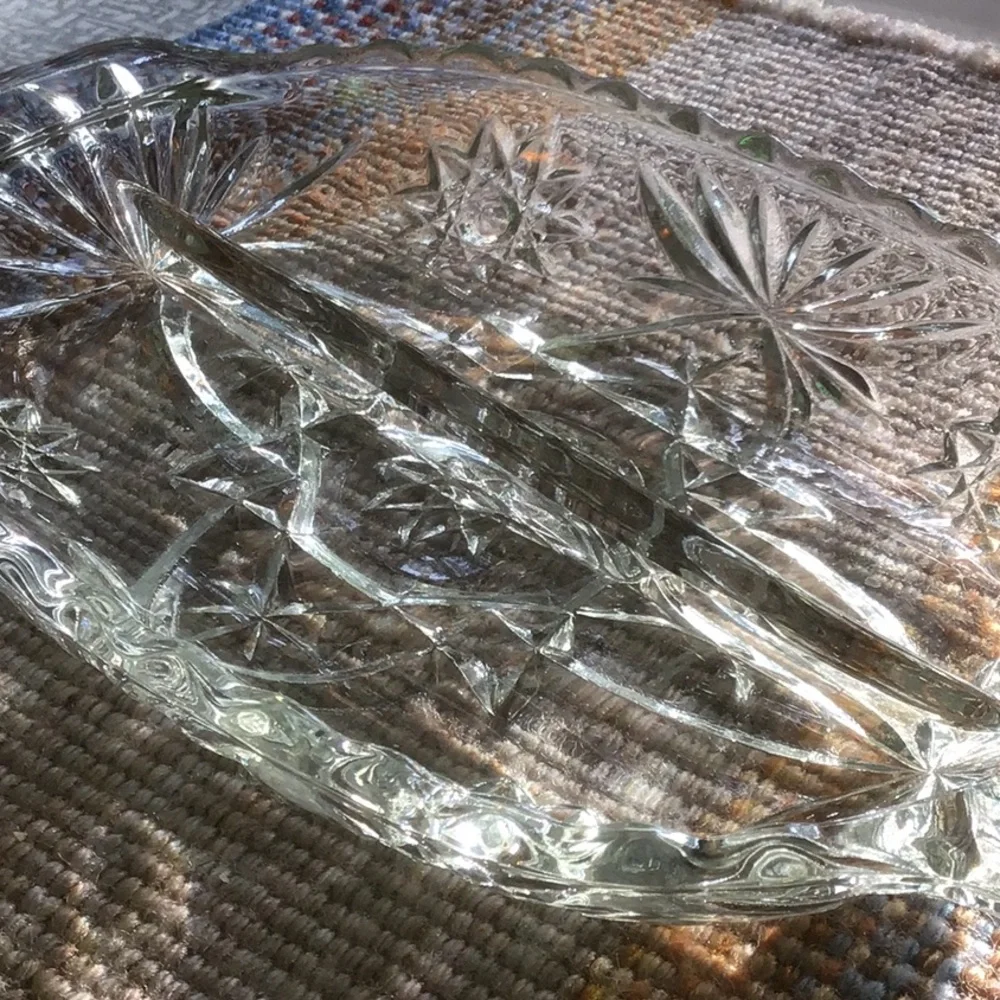 Vintage Star Pattern Heavy Divided Dish w/ Handles